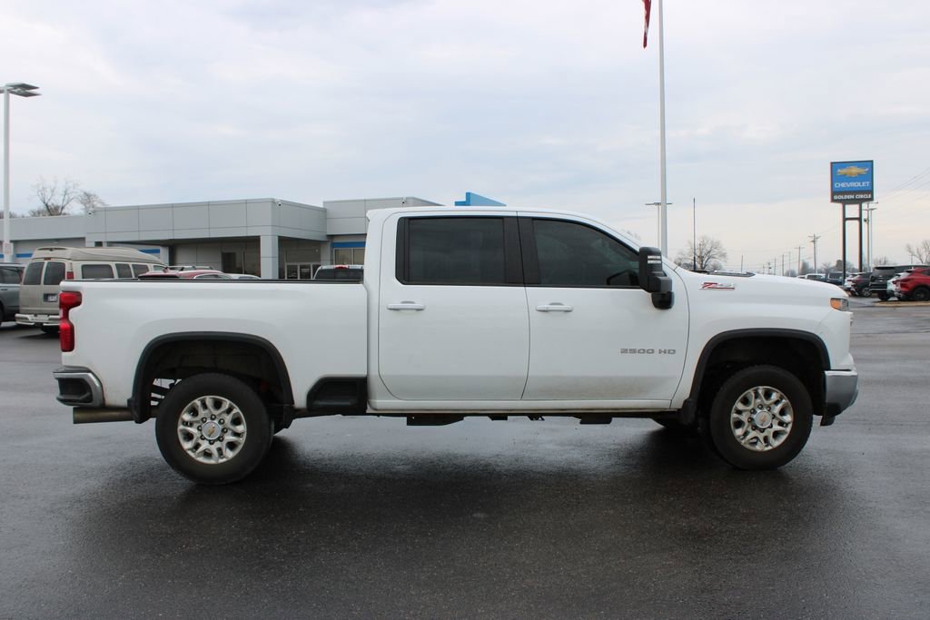Used 2024 Chevrolet Silverado 2500 LT image 11