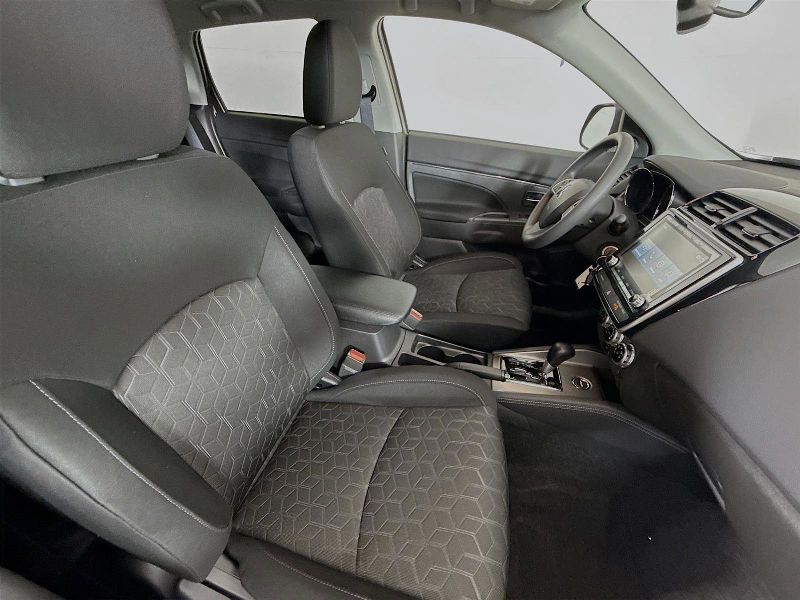 New 2026 Mitsubishi Outlander Sport S image 17