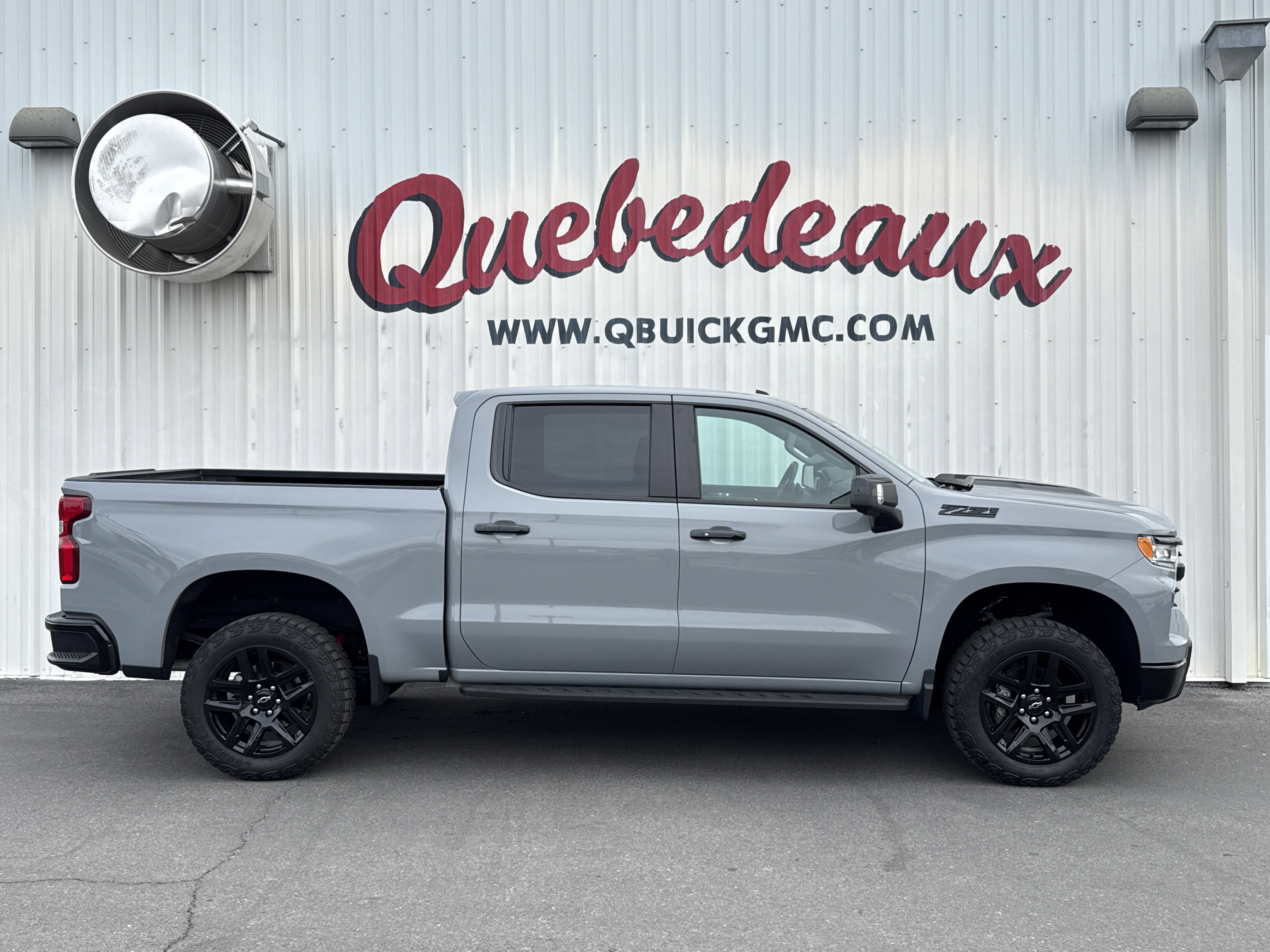 Used 2024 Chevrolet Silverado 1500 LT Trail Boss w/ LT Trail Boss Premium Package image 31