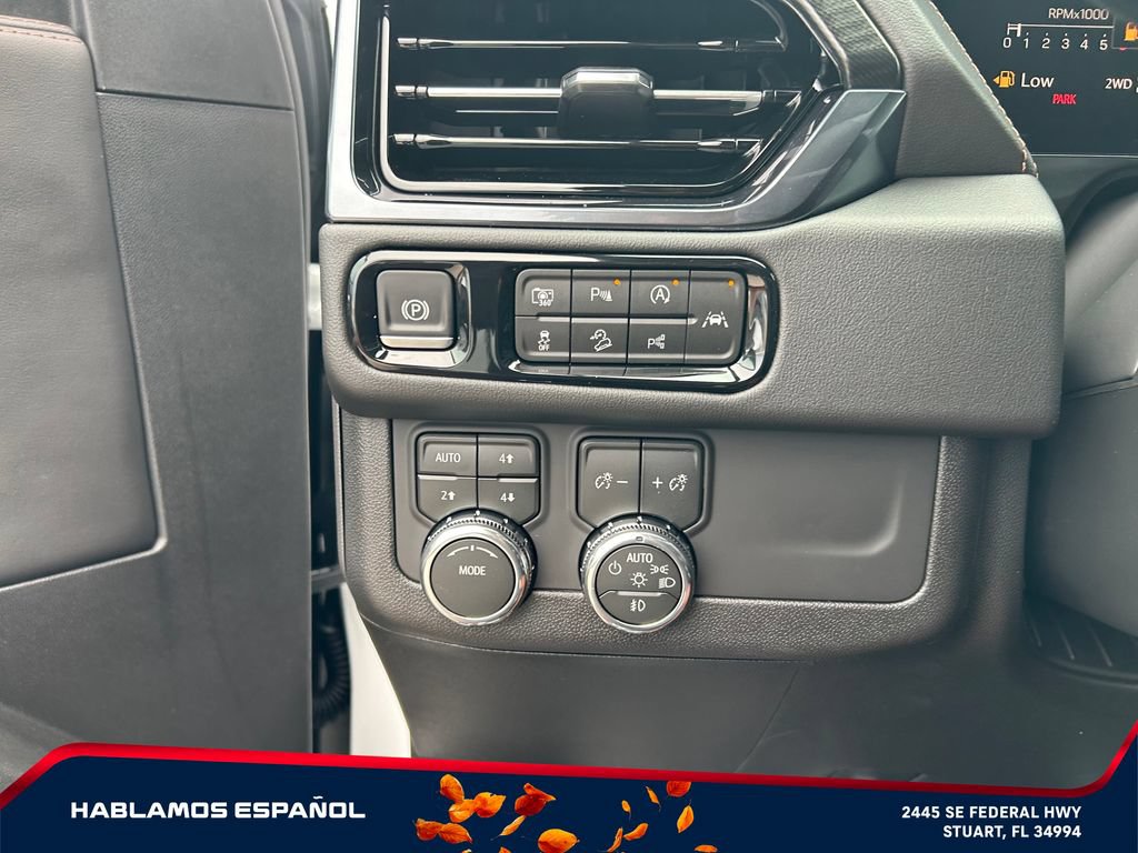New 2026 GMC Yukon AT4 w/ AT4 Premium Package AWD/4WD image 25