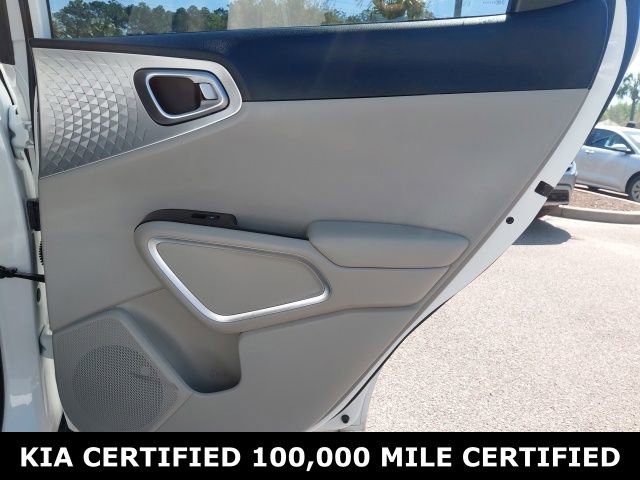 Certified 2025 Kia Soul LX w/ LX Technology Package FWD image 24
