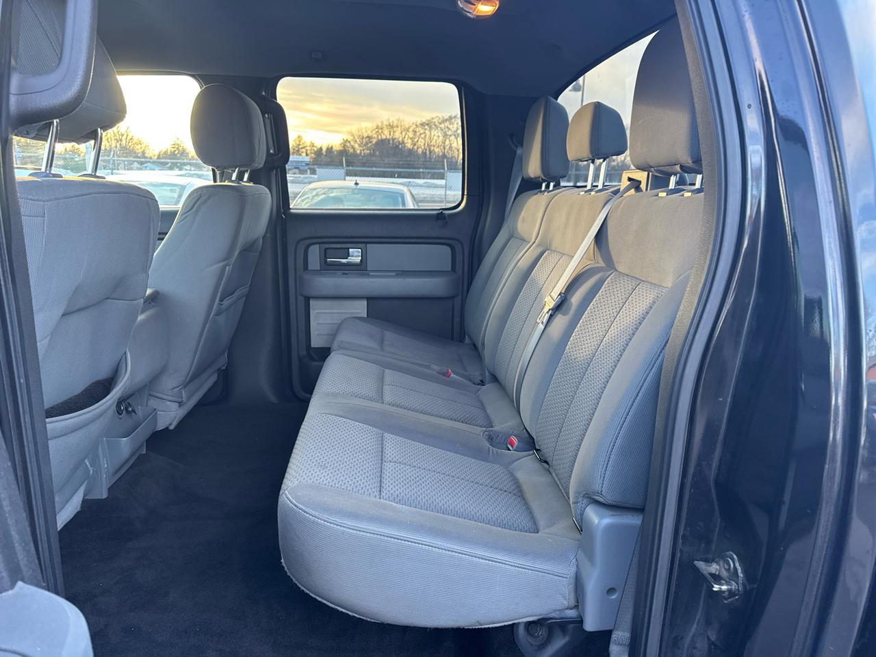 Used 2014 Ford F150 XLT w/ XLT Chrome Package image 11