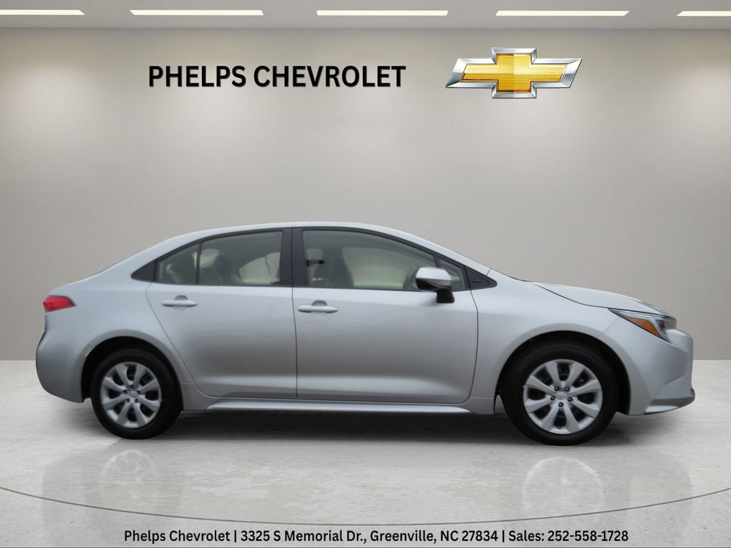 Used 2026 Toyota Corolla LE FWD image 11