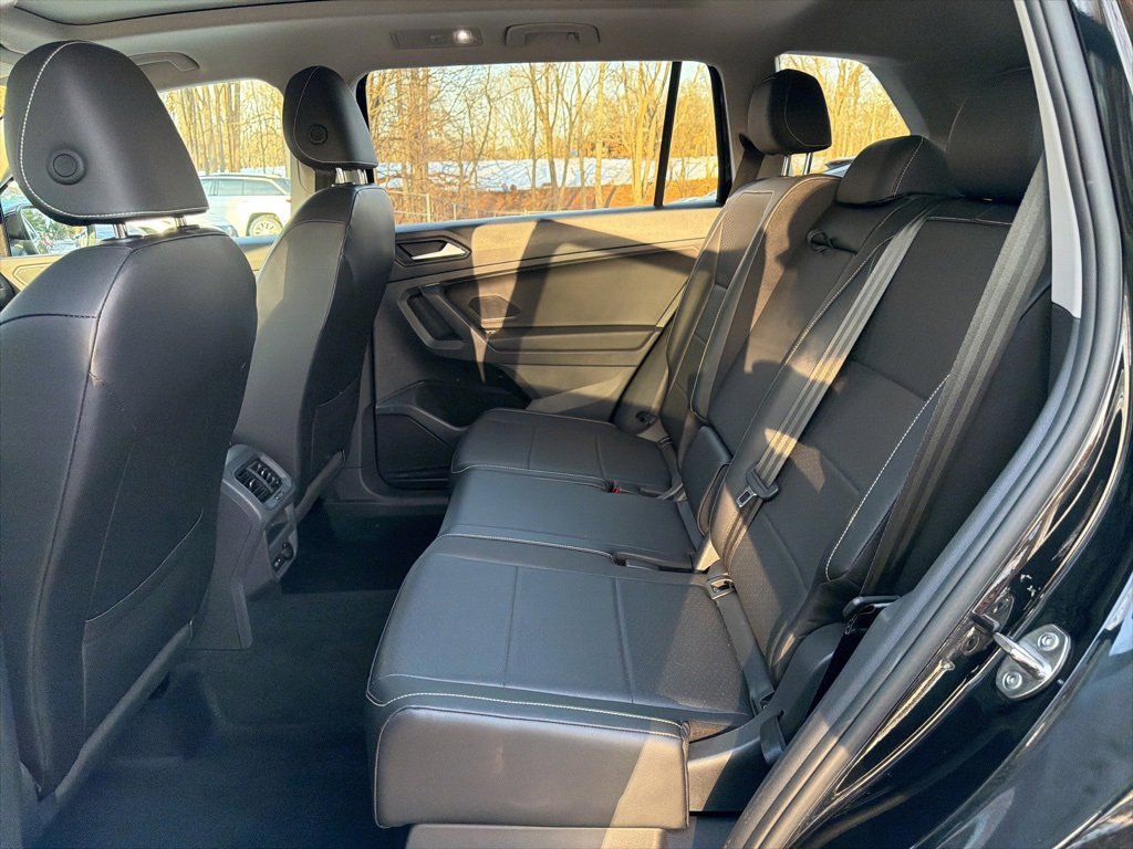 Used 2021 Volkswagen Tiguan SEL image 14