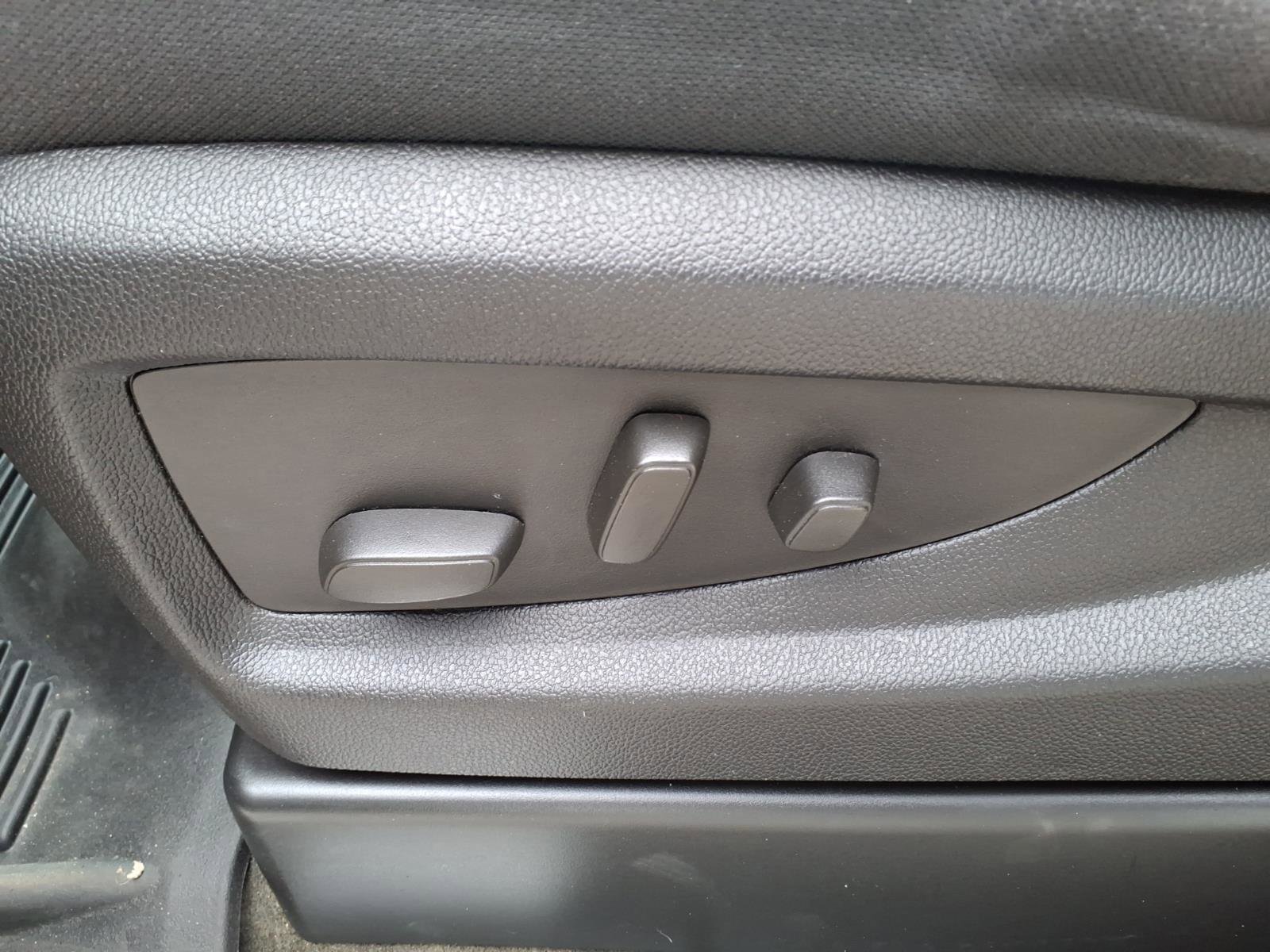 Used 2016 Chevrolet Silverado 1500 LT w/ All Star Edition image 16