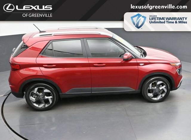 Used 2024 Hyundai Venue Limited FWD image 43
