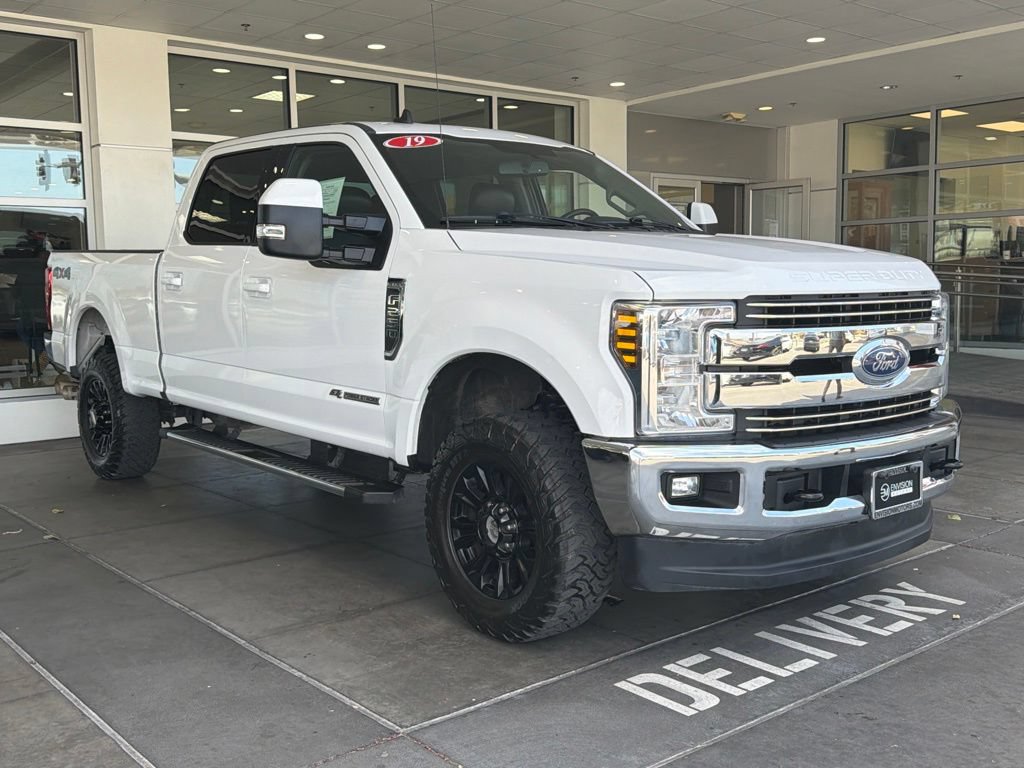 Used 2019 Ford F250 Lariat w/ Lariat Value Package AWD/4WD image 6