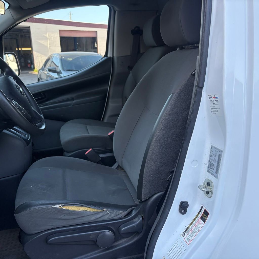 Used 2020 Nissan NV200 S w/ Back Door Glass Package image 9