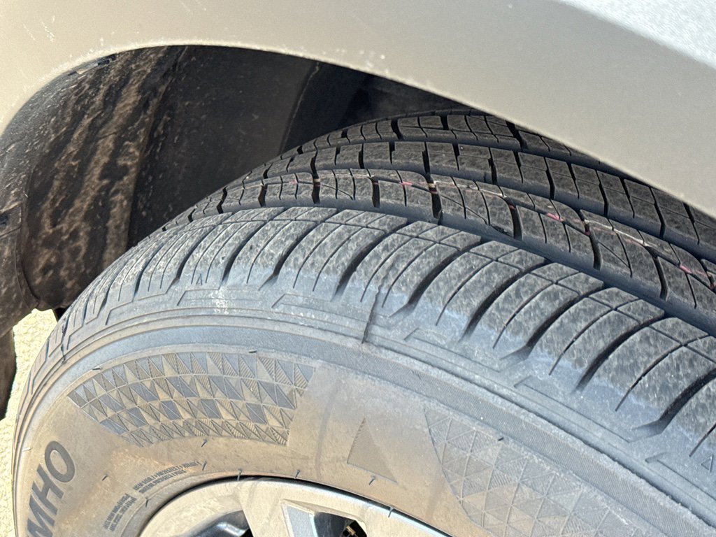New 2026 Nissan Pathfinder SV image 10