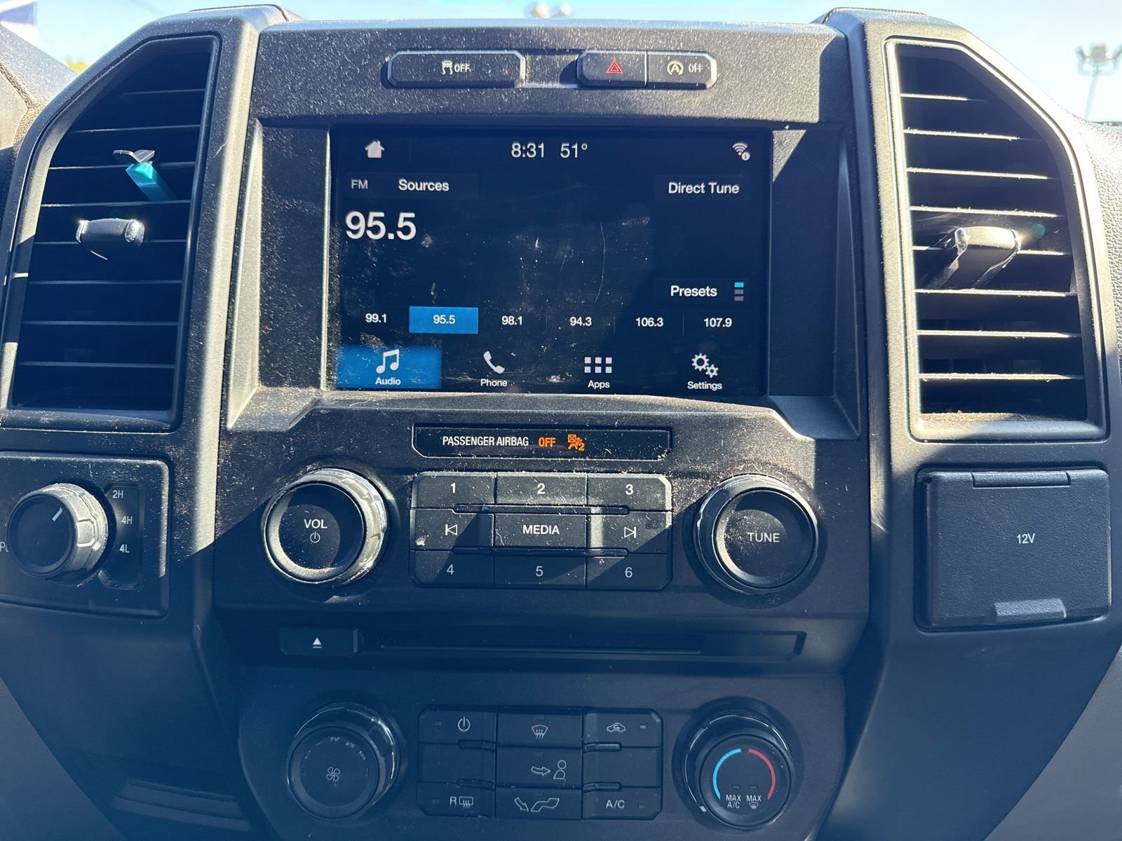 Used 2018 Ford F150 XL w/ Equipment Group 101A Mid AWD/4WD image 9