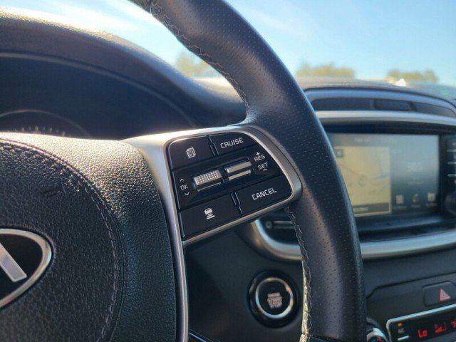 Used 2019 Kia Sorento SX image 15