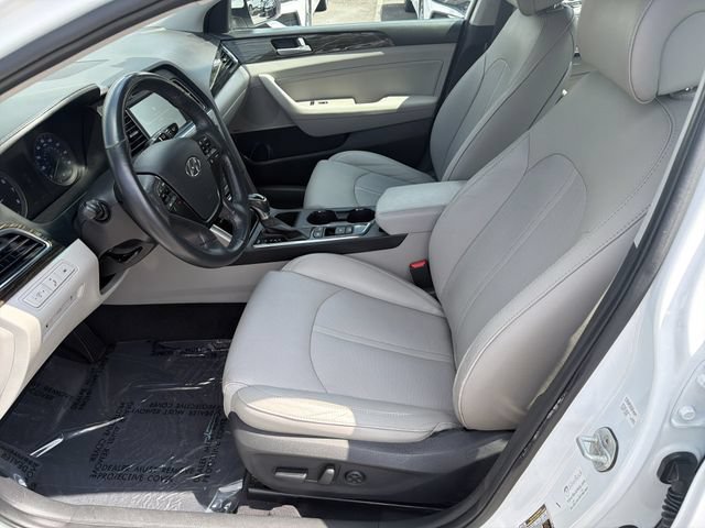 Used 2017 Hyundai Sonata Limited w/ Ultimate Package 04 FWD image 11
