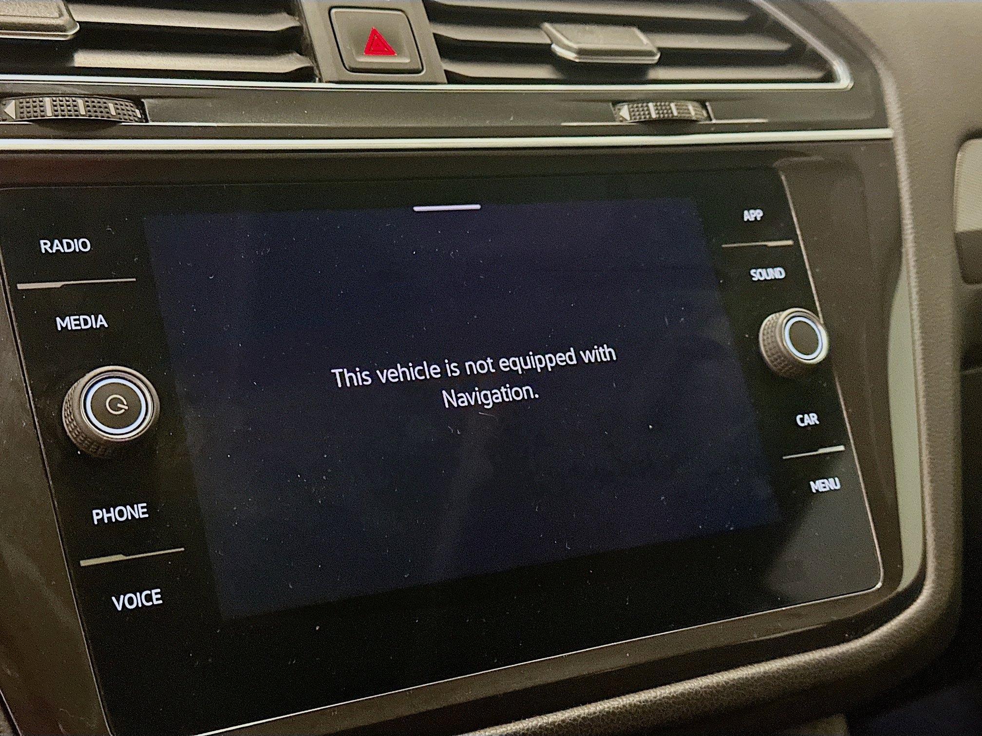 Used 2022 Volkswagen Tiguan SE image 22