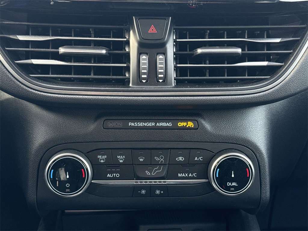 Used 2025 Ford Escape Active image 16