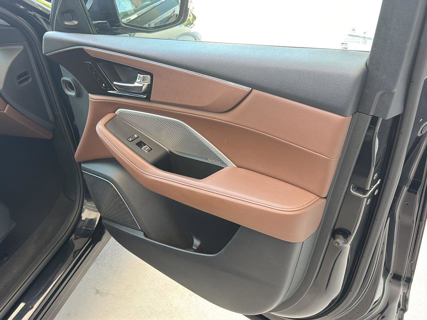 Used 2022 Acura MDX FWD w/ Technology Package image 13
