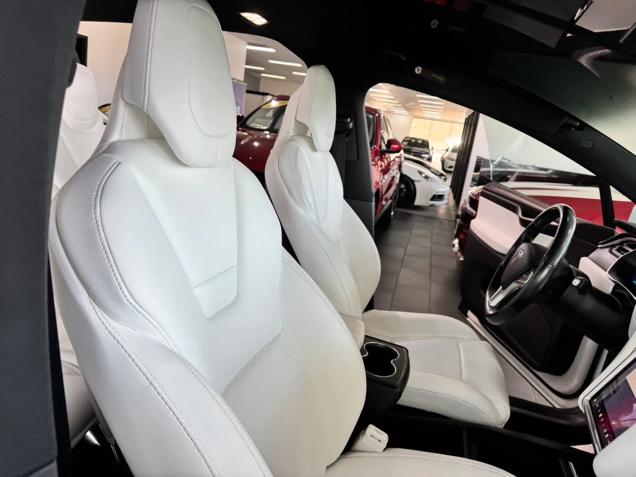 Used 2016 Tesla Model X 75D AWD/4WD image 13