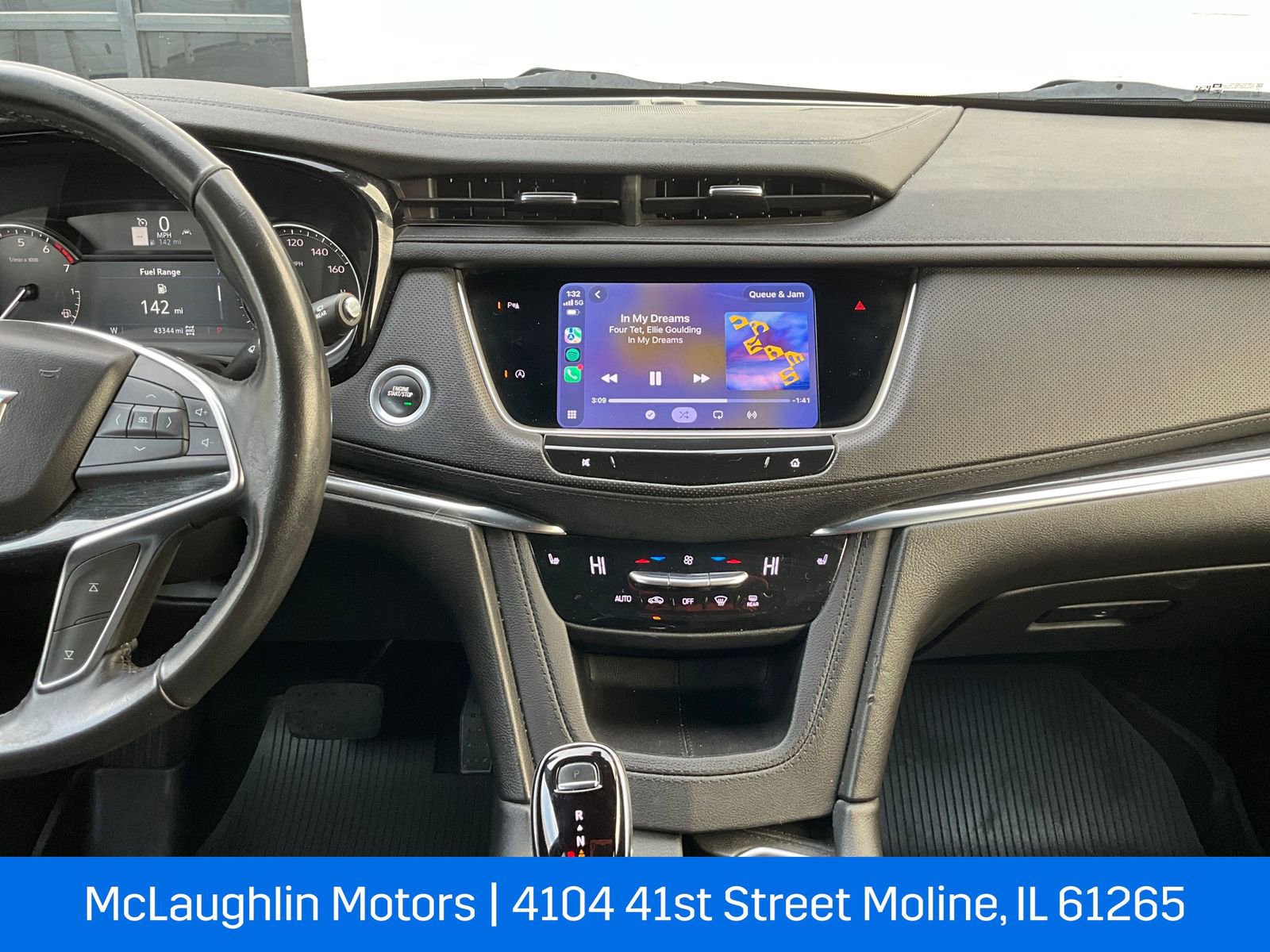 Certified 2023 Cadillac XT5 Premium Luxury w/ LPO, Floor Liner Package image 4