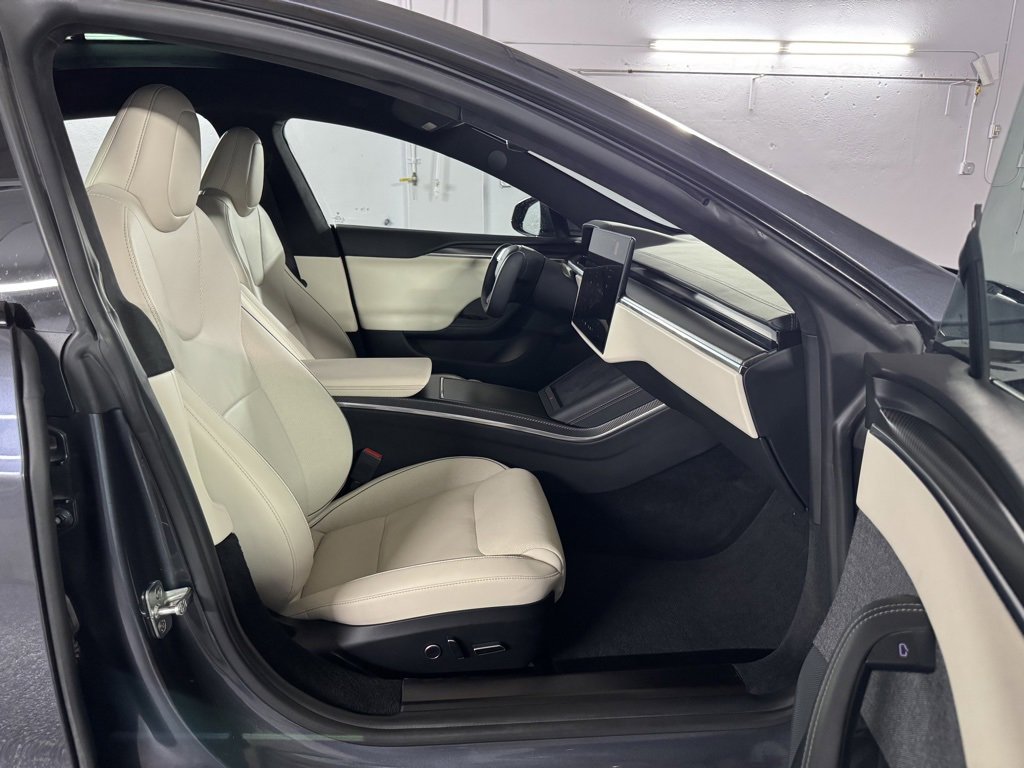 Used 2021 Tesla Model S Plaid image 47
