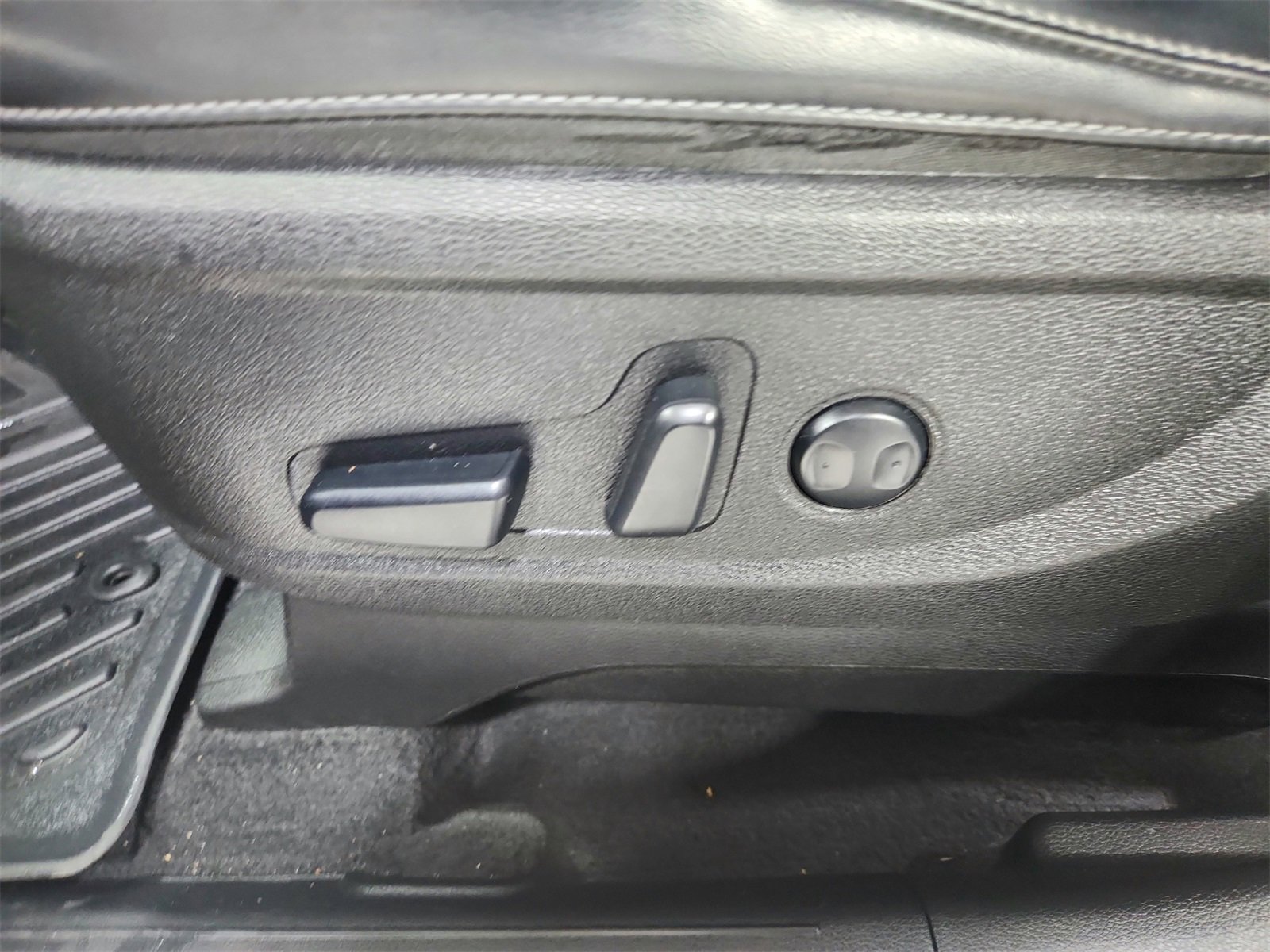 Used 2024 Kia Telluride S w/ S Sunroof Package image 20