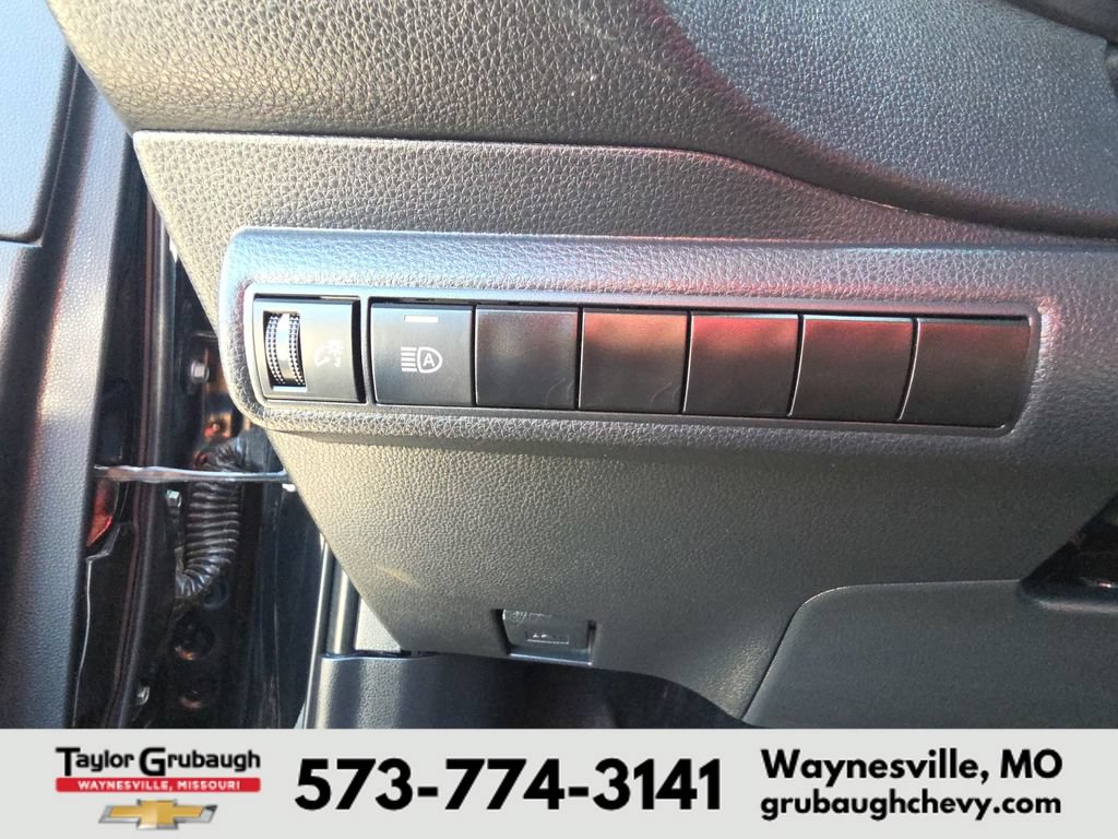 Used 2024 Toyota Corolla LE FWD image 20