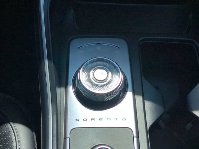 Certified 2025 Kia Sorento EX FWD image 24