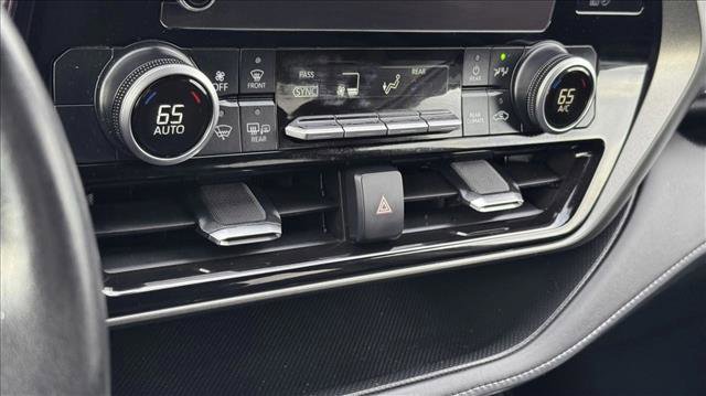 Used 2024 Toyota Highlander LE image 15
