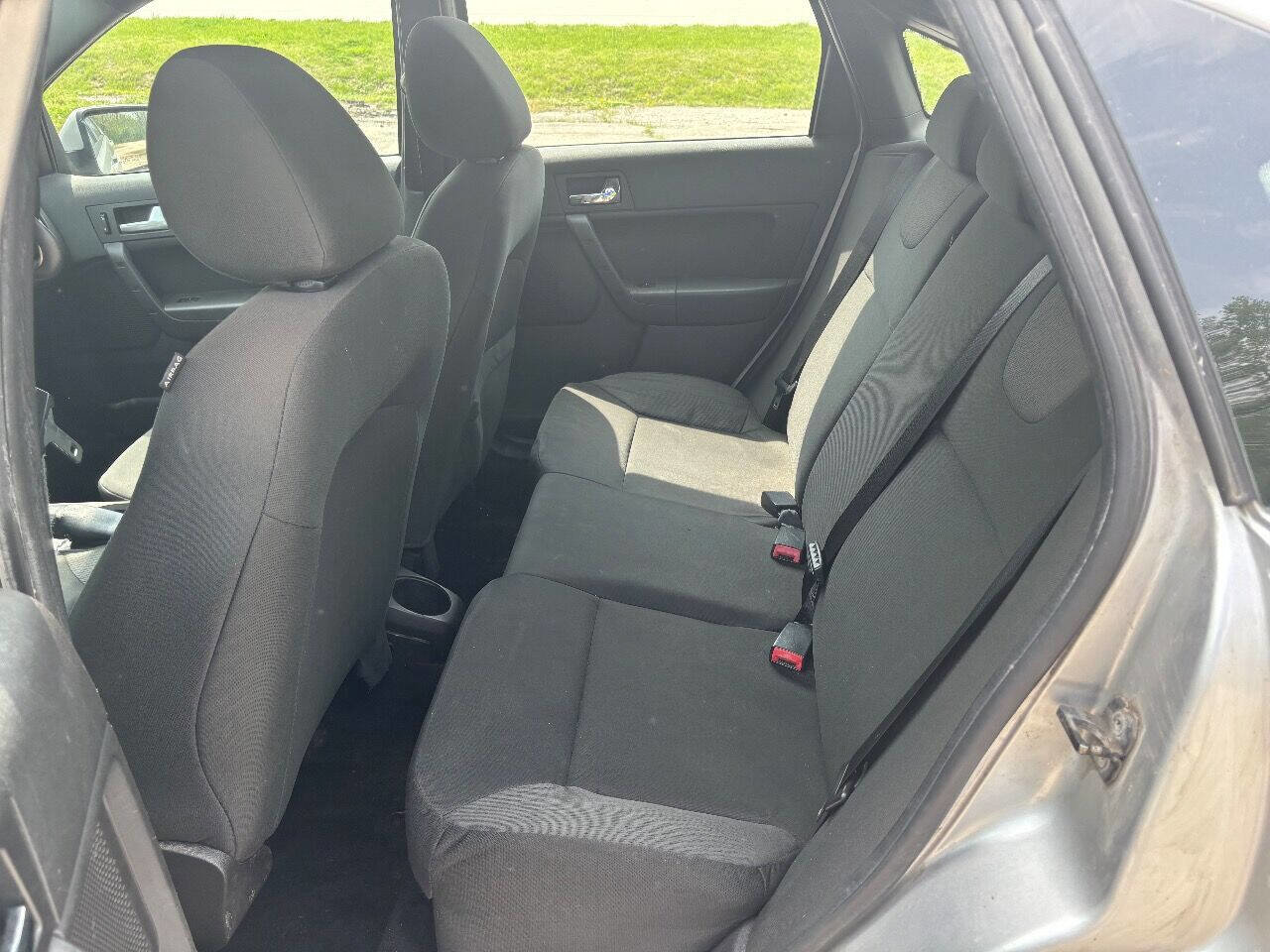 Used 2009 Ford Focus SES image 12