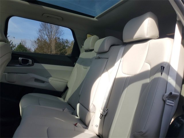 New 2026 Kia Sorento S image 9