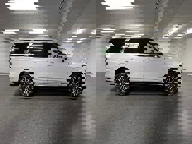 Certified 2025 Cadillac Escalade Premium Luxury w/ Touring Package image 6