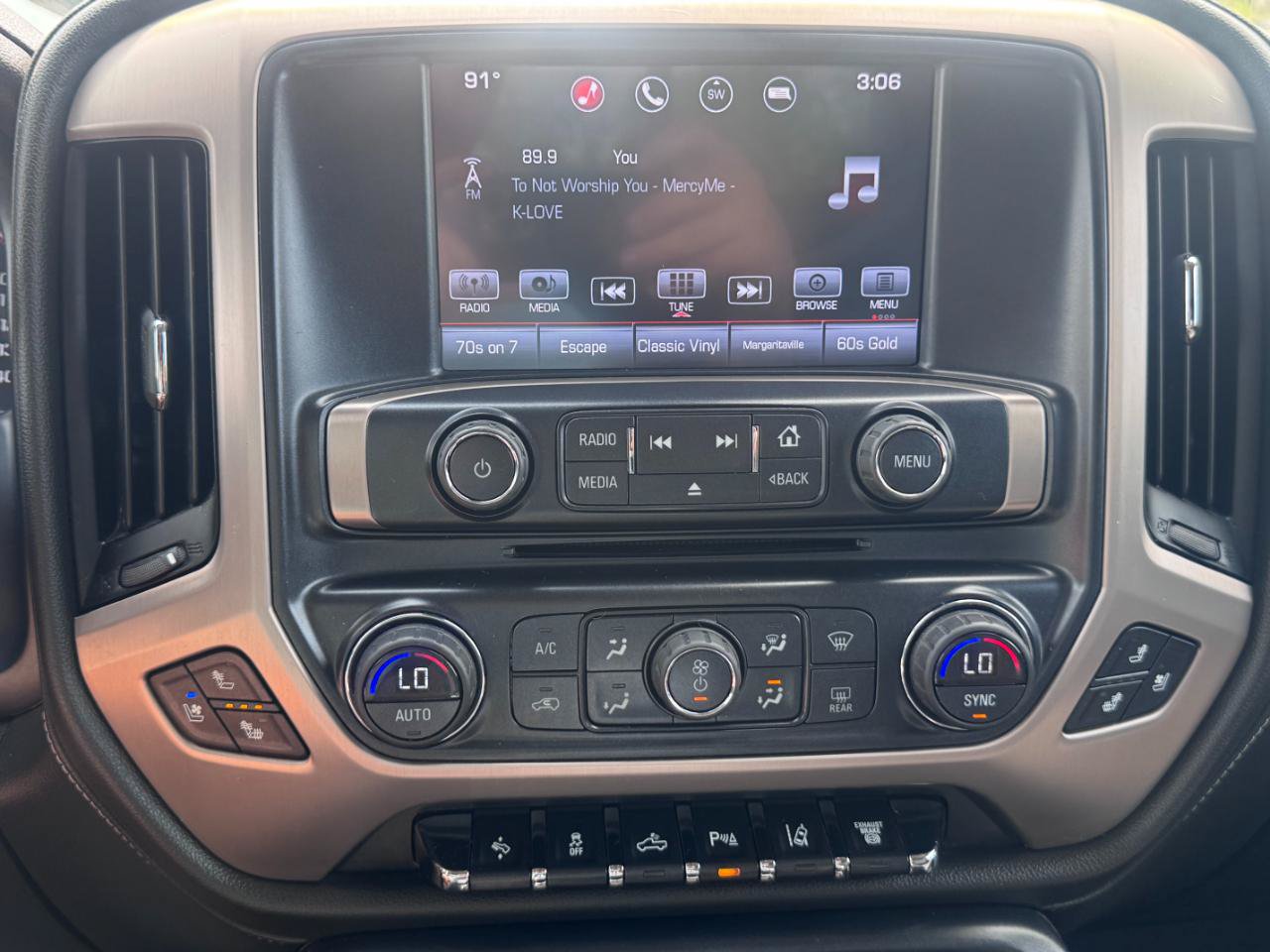 Used 2016 GMC Sierra 3500 Denali w/ Duramax Plus Package AWD/4WD image 12