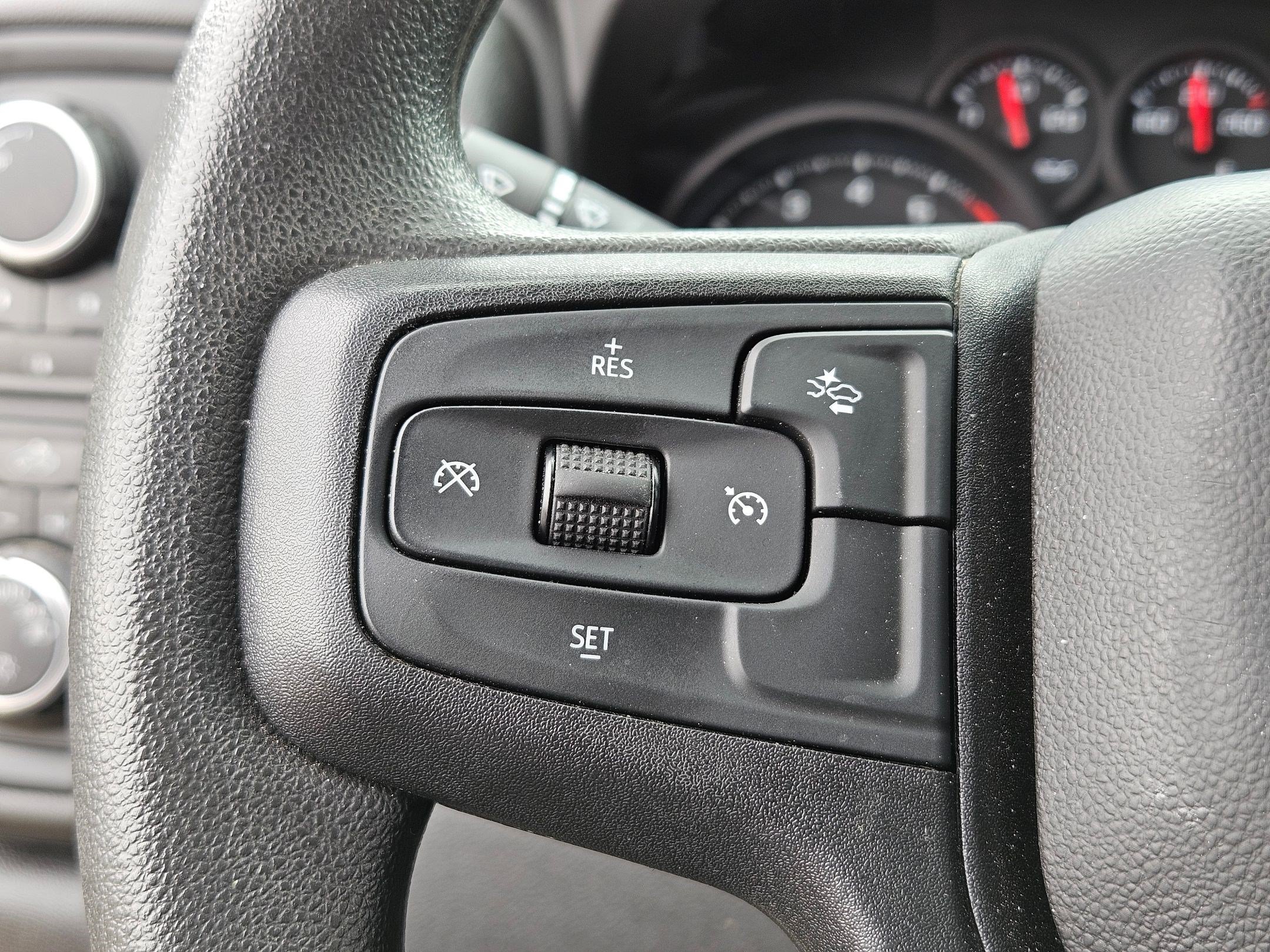Used 2025 Chevrolet Silverado 2500 Custom w/ Custom Convenience Package AWD/4WD image 19