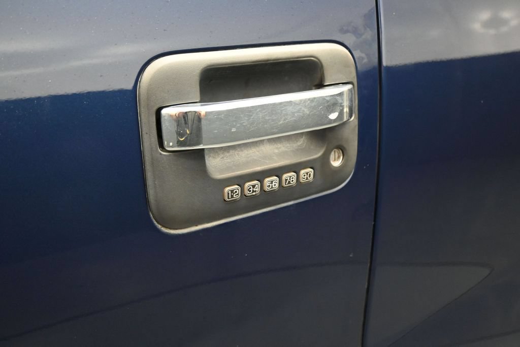 Used 2010 Ford F150 XLT AWD/4WD image 10
