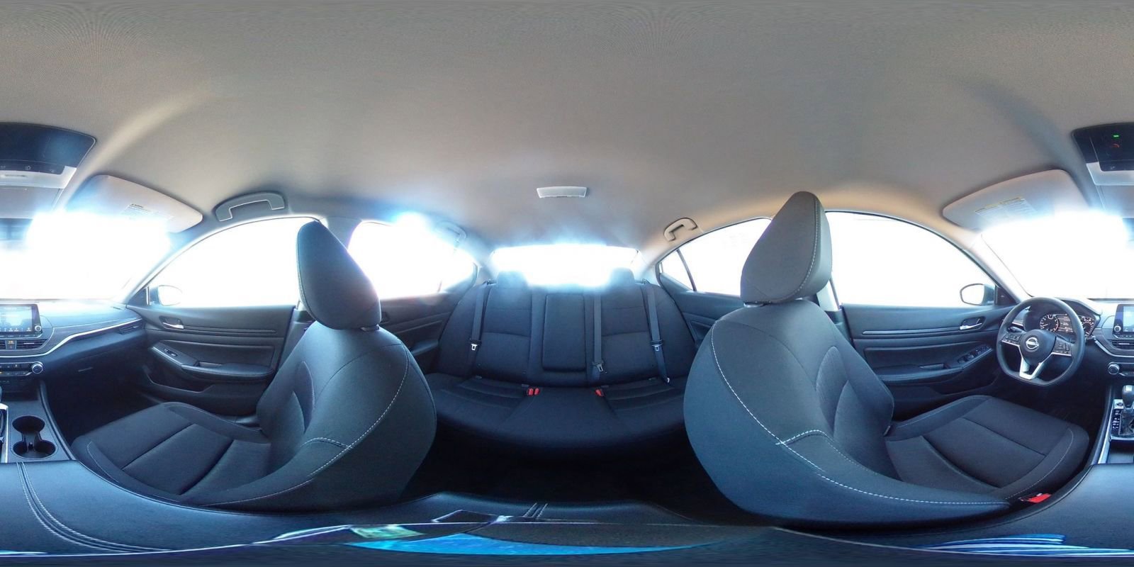 Used 2025 Nissan Altima 2.5 SV FWD image 40
