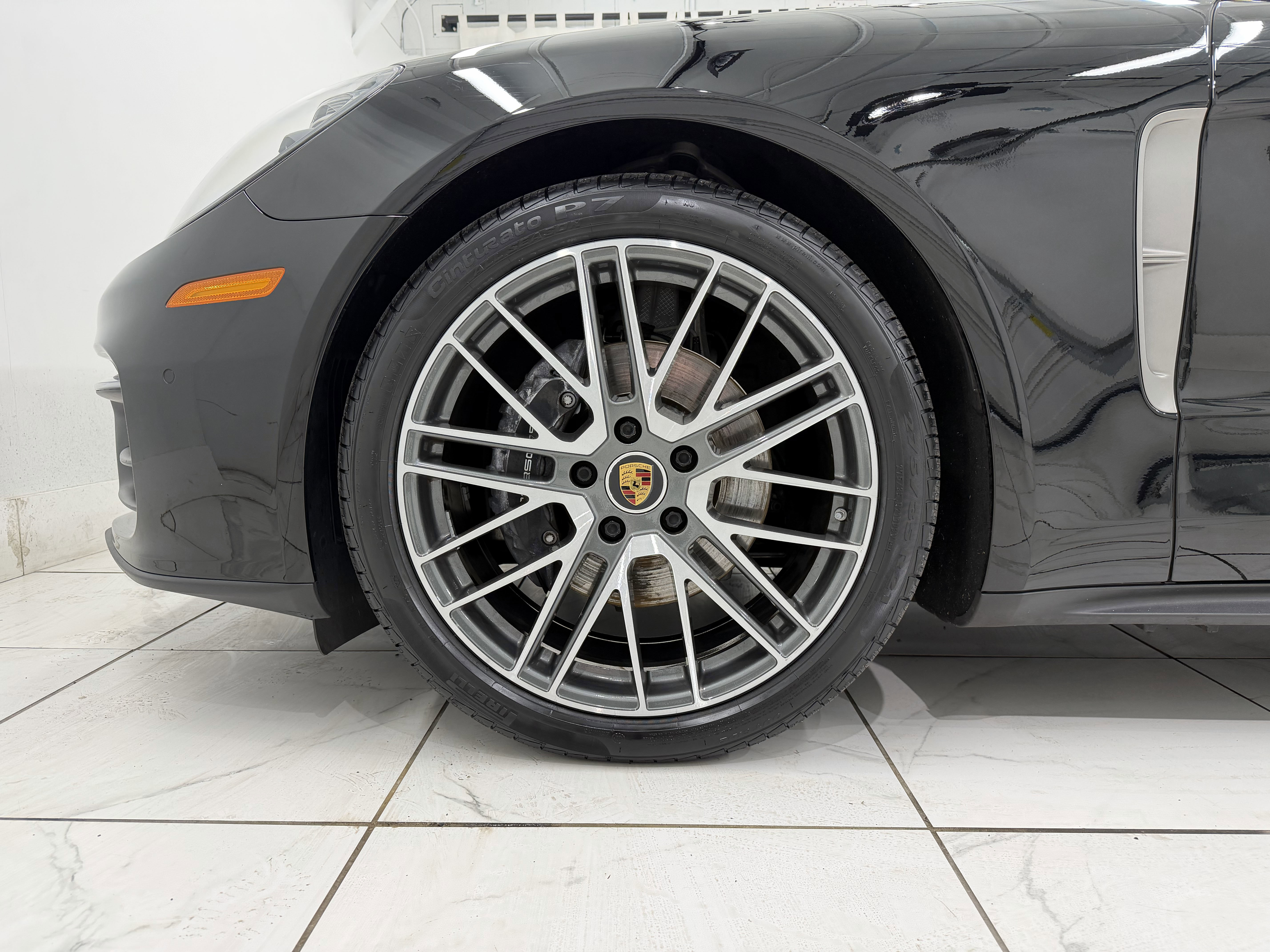 Certified 2022 Porsche Panamera 4 Platinum Edition image 15