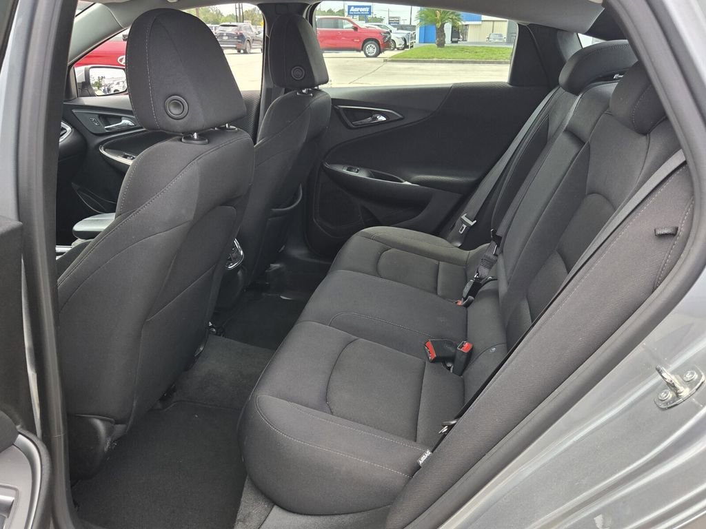 Used 2024 Chevrolet Malibu LT FWD image 12