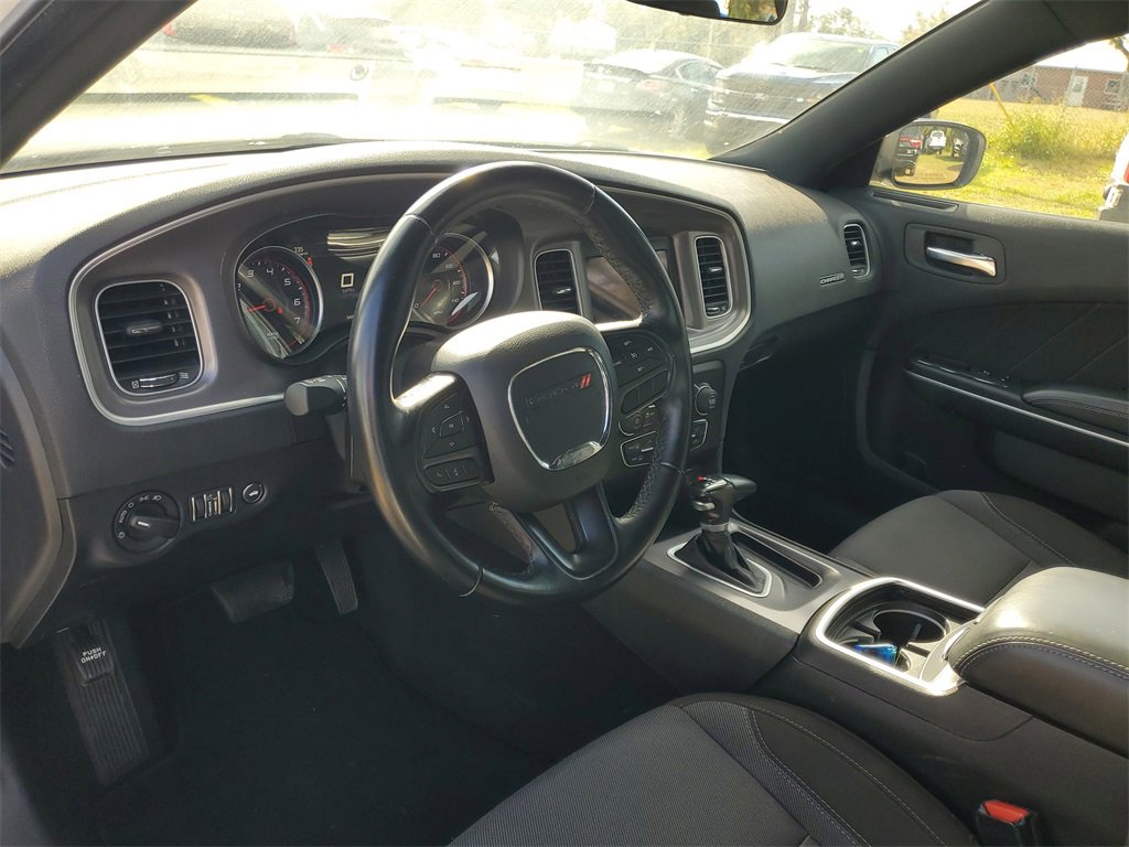 Used 2022 Dodge Charger SXT image 11