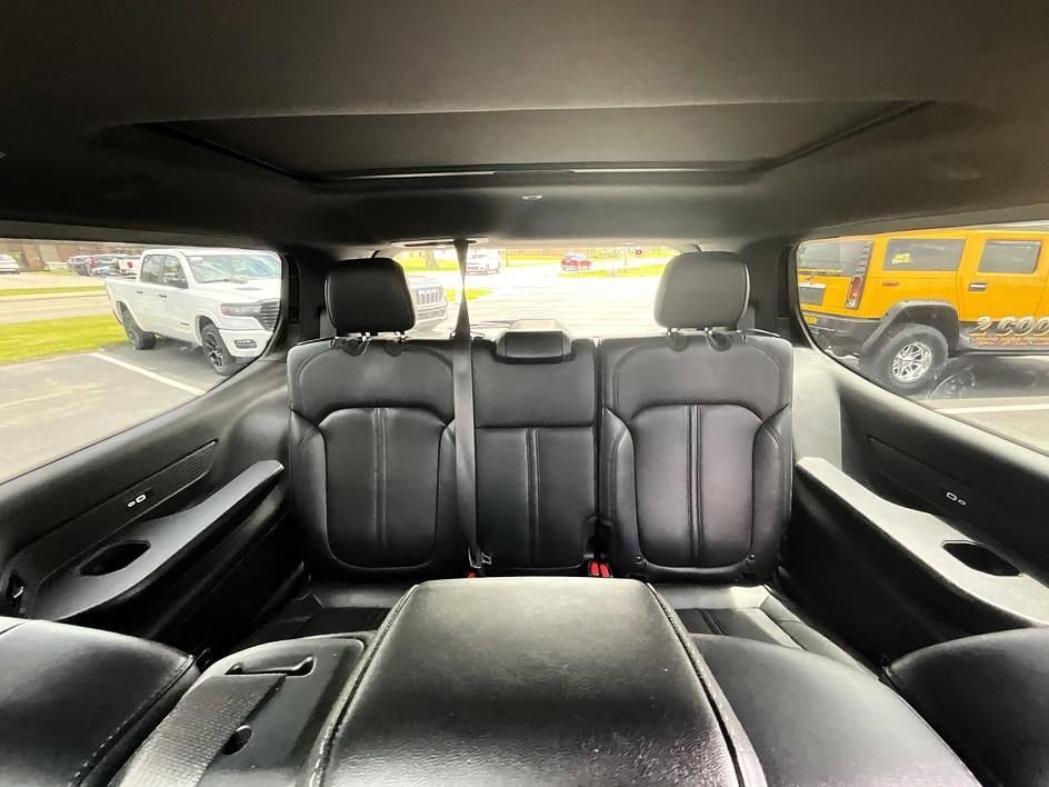 Used 2022 Jeep Wagoneer Series II w/ Convenience Group I AWD/4WD image 36