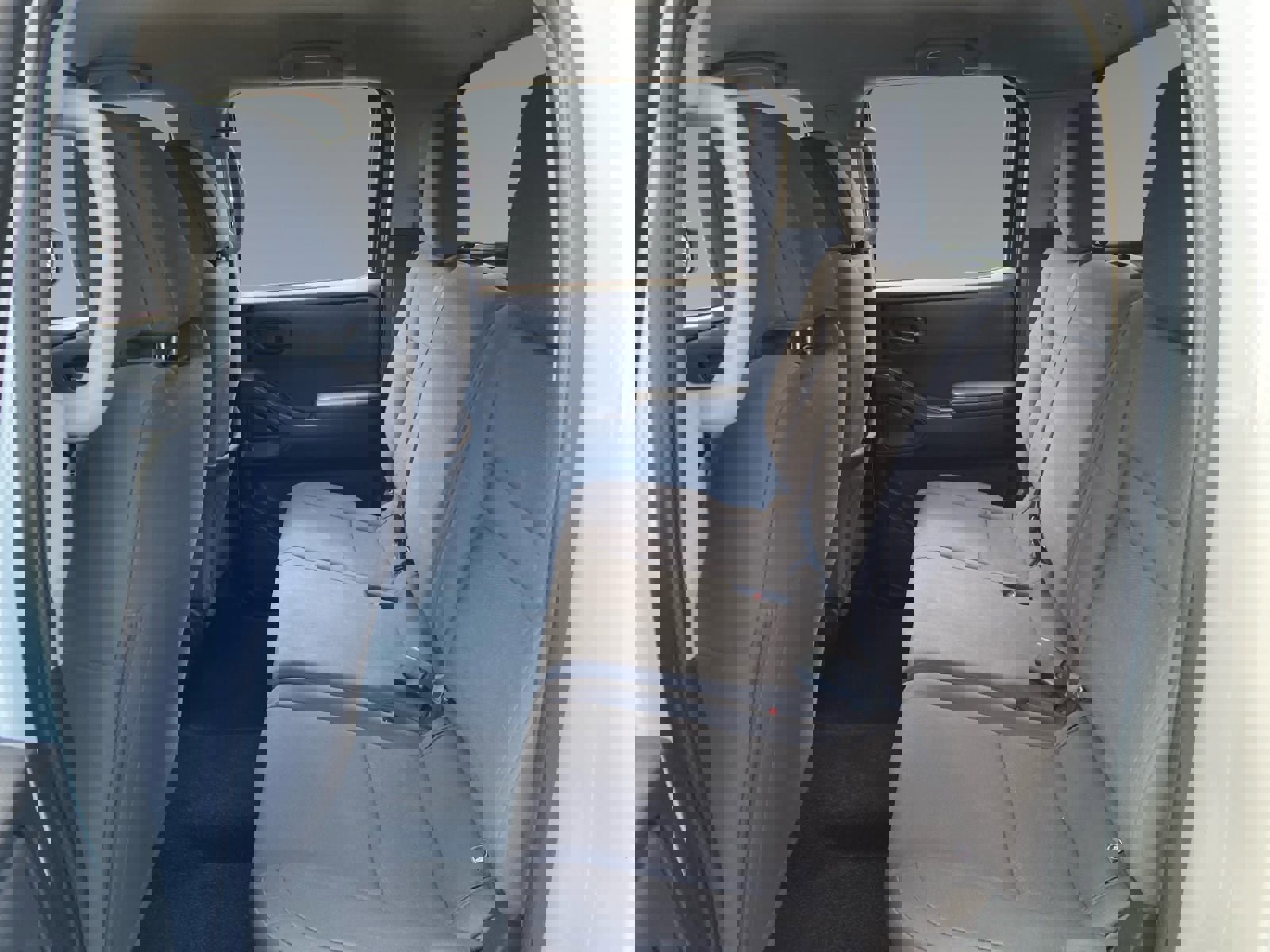 Used 2023 Nissan Frontier S RWD image 13