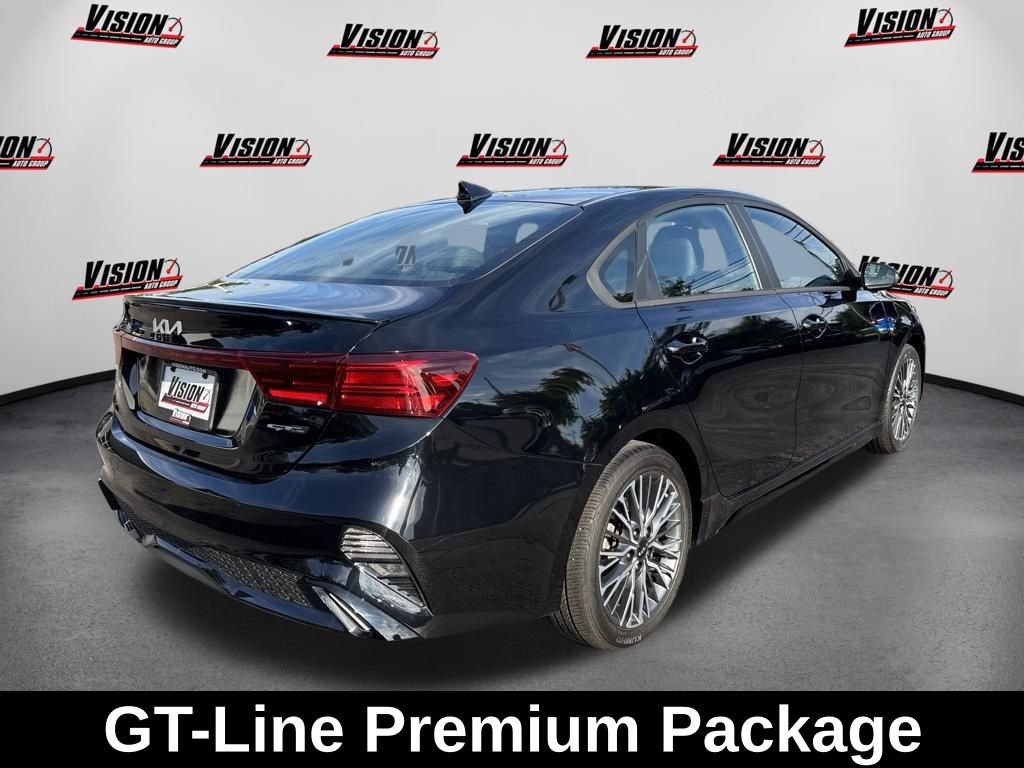 Used 2024 Kia Forte GT-Line w/ GT-Line Premium Package FWD image 5