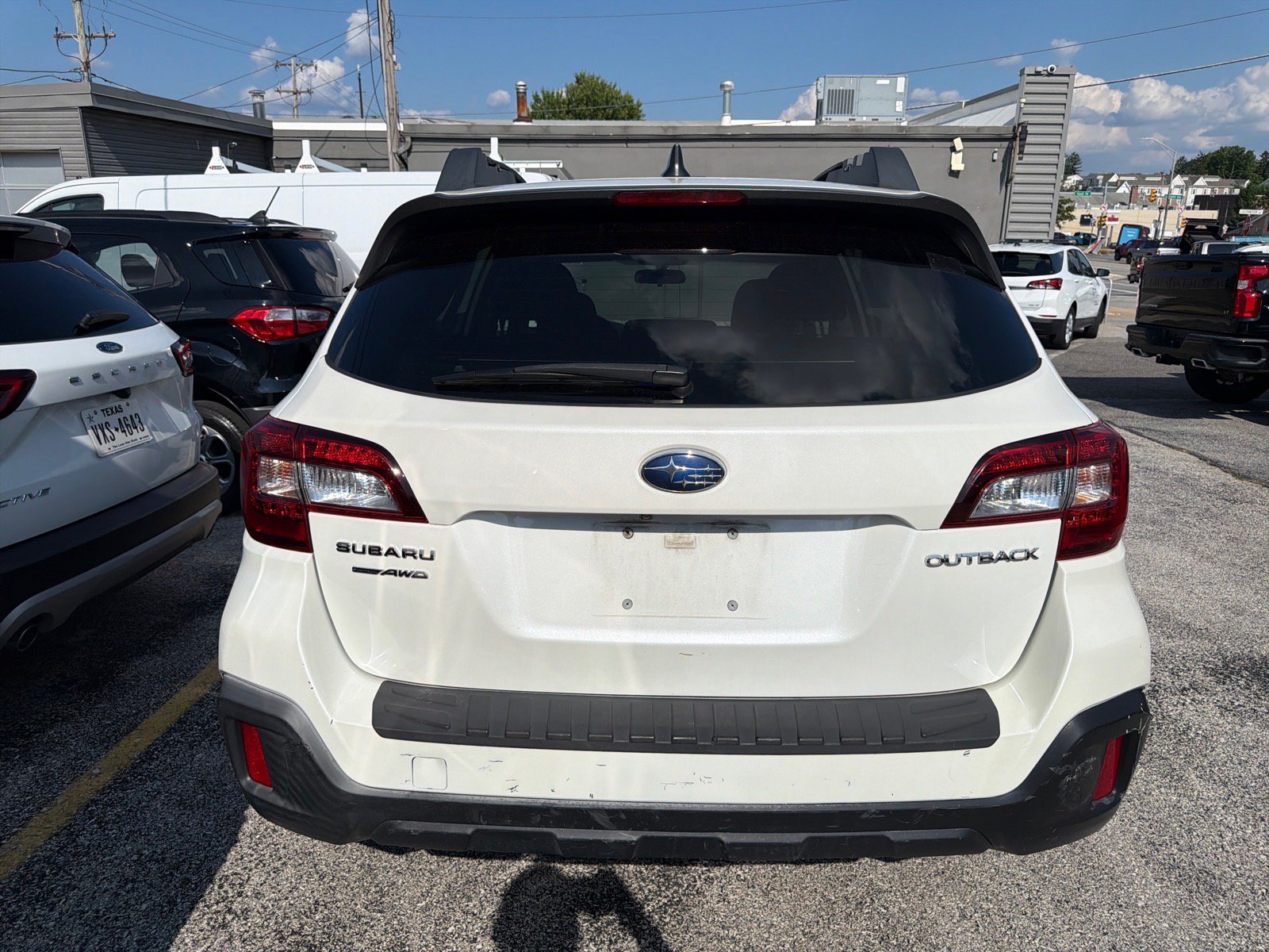 Used 2018 Subaru Outback 2.5i Premium AWD/4WD image 4