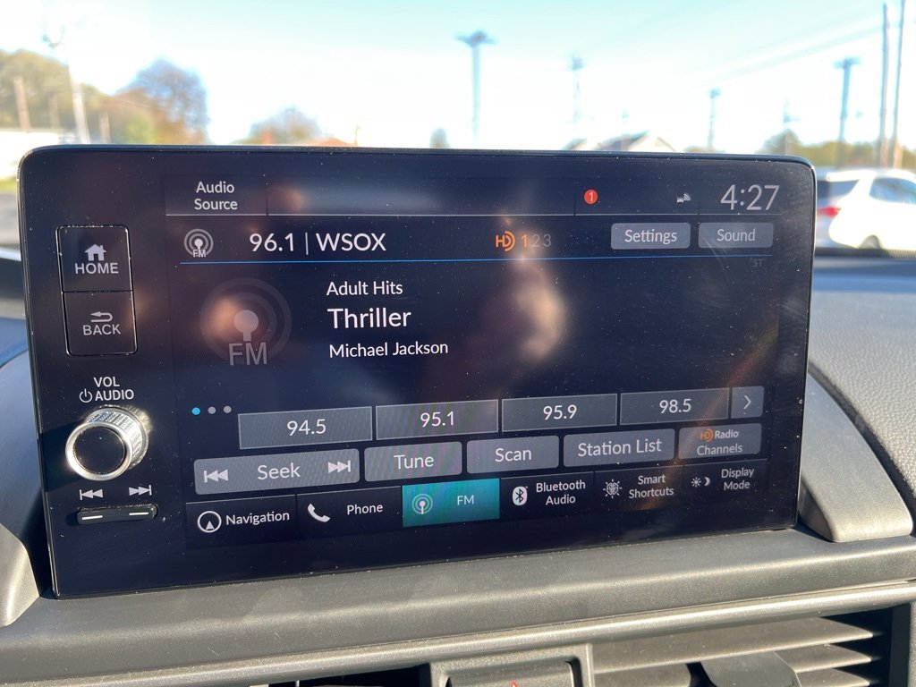 Used 2023 Honda Pilot Touring image 37