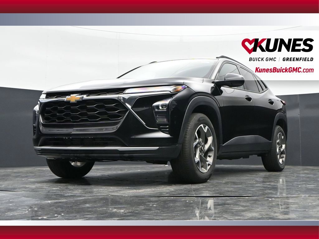Used 2025 Chevrolet Trax LT w/ LT Convenience Package FWD image 43