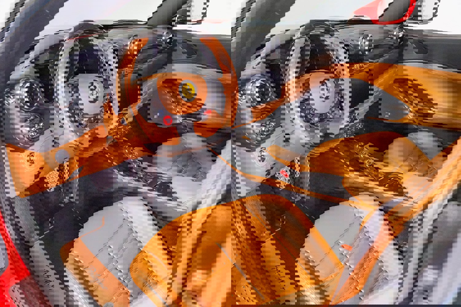 Used 2020 Ferrari Portofino image 27