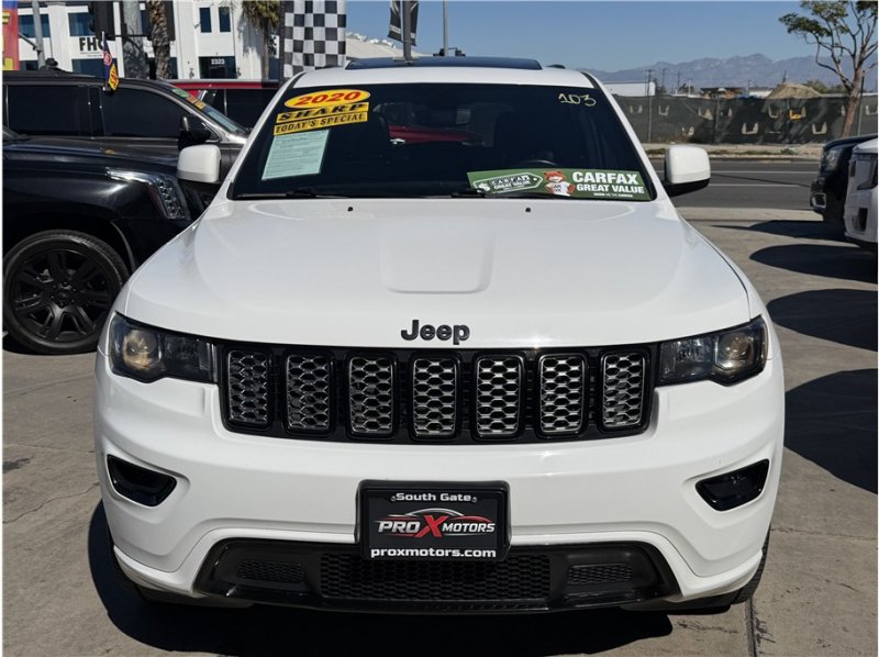 Used 2020 Jeep Grand Cherokee Altitude AWD/4WD image 2