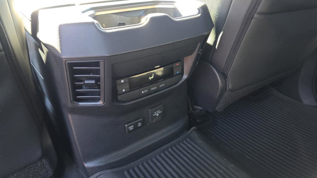 Used 2023 Toyota Sequoia Limited image 17