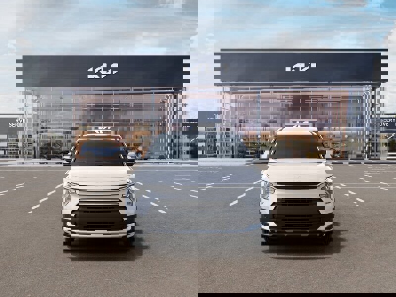 New 2026 Kia Niro LX image 2