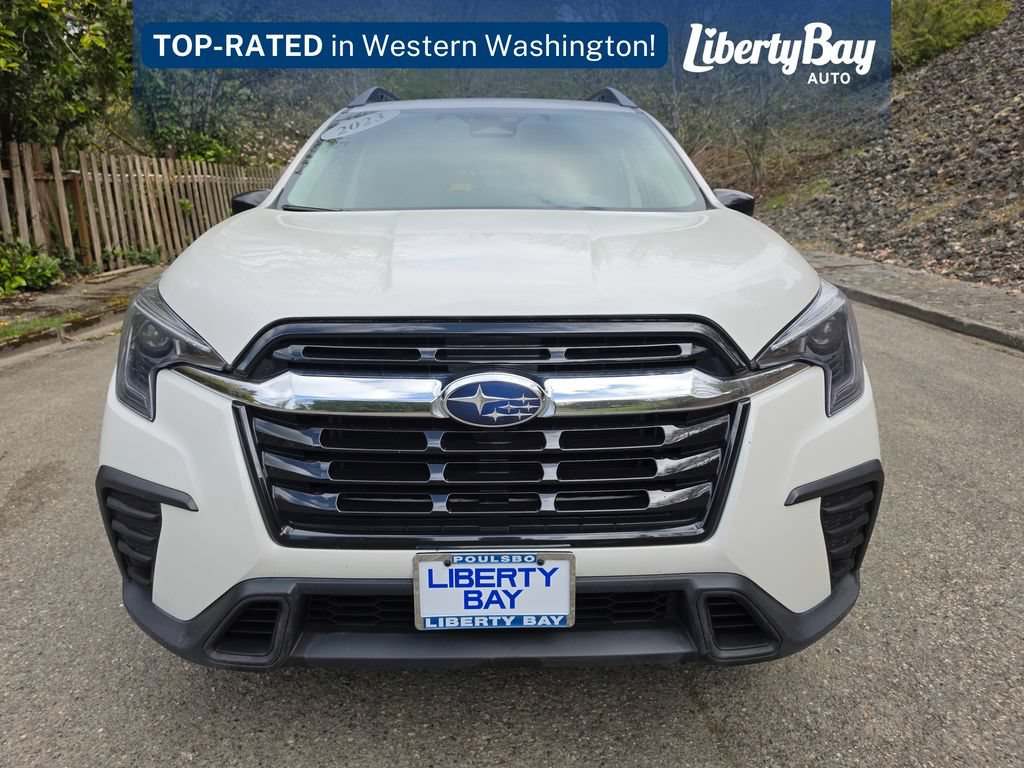 Used 2023 Subaru Ascent 8-Passenger AWD/4WD image 2