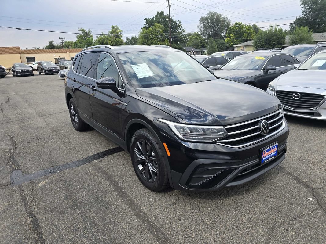 Used 2023 Volkswagen Tiguan SE AWD/4WD image 6