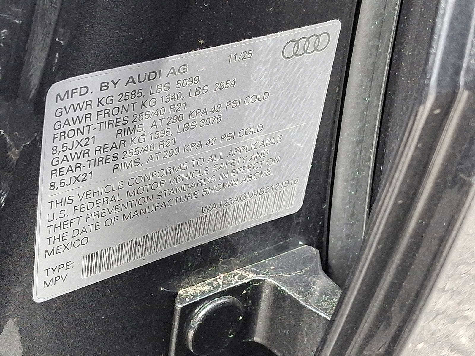 New 2025 Audi SQ5 Premium Plus image 17