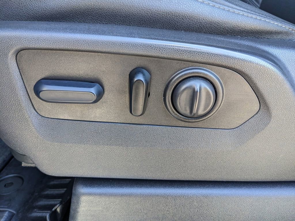 Used 2023 Chevrolet Silverado 2500 LTZ w/ LTZ Plus Package image 52